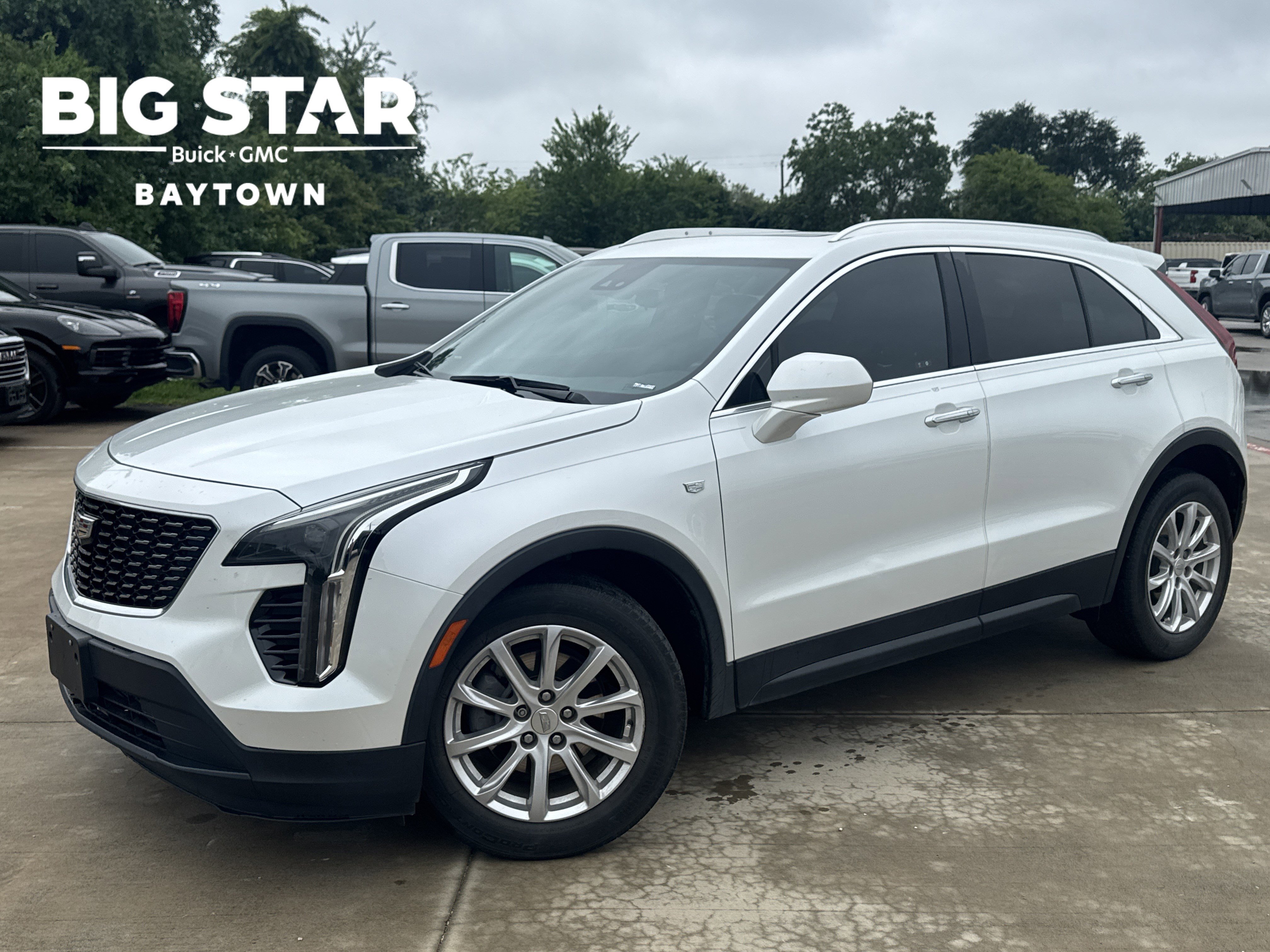 2023 Cadillac XT4 Luxury's photo