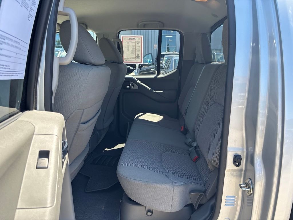 Used 2019 Silver Nissan SV image 12