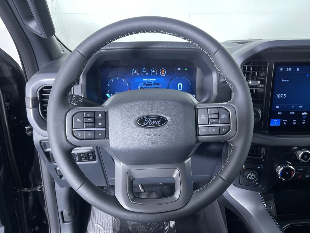 New 2026 Agate Black Metallic Ford XLT image 16