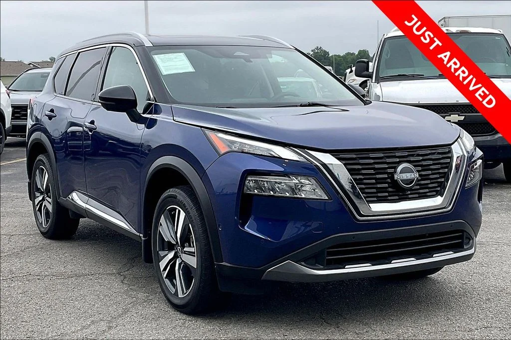 2023 Nissan Rogue SL FWD's photo