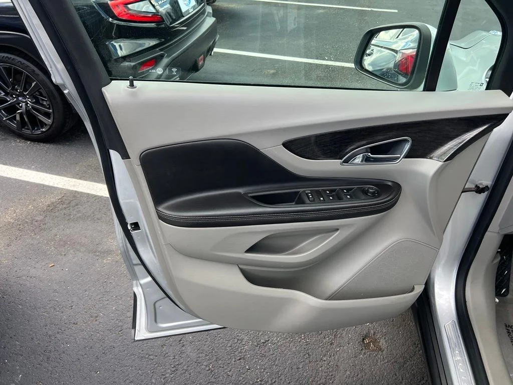 Used 2016 Quicksilver Metallic Buick Leather image 9