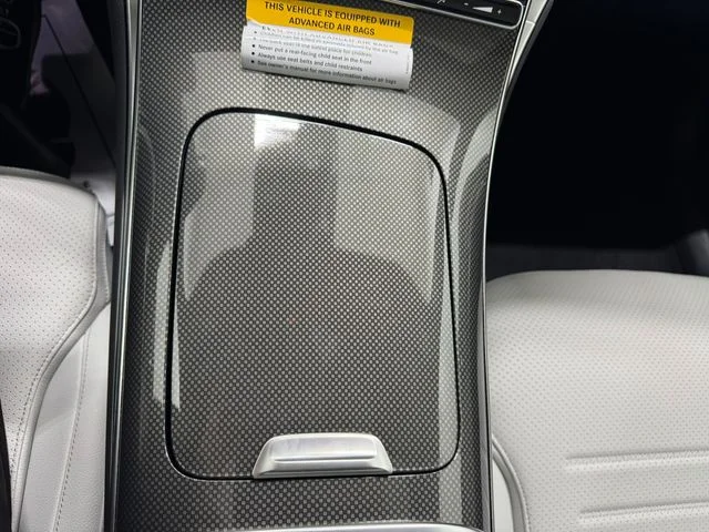 New 2026 MANUFAKTUR Moonlight Whit Mercedes-Benz GLC 300 image 39
