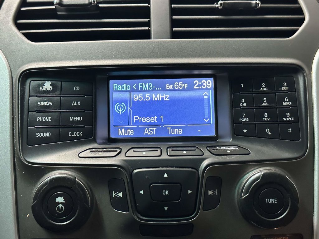 Used 2013 Ford Explorer Base with VIN 1FM5K8B87DGA44653 for sale in Great Neck, NY
