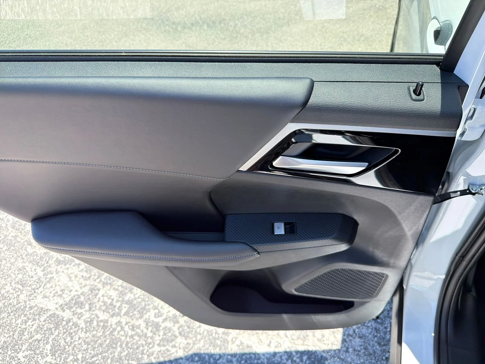 New 2026 Nissan Rogue Plug-In Hybrid SL 4D Sport Utility