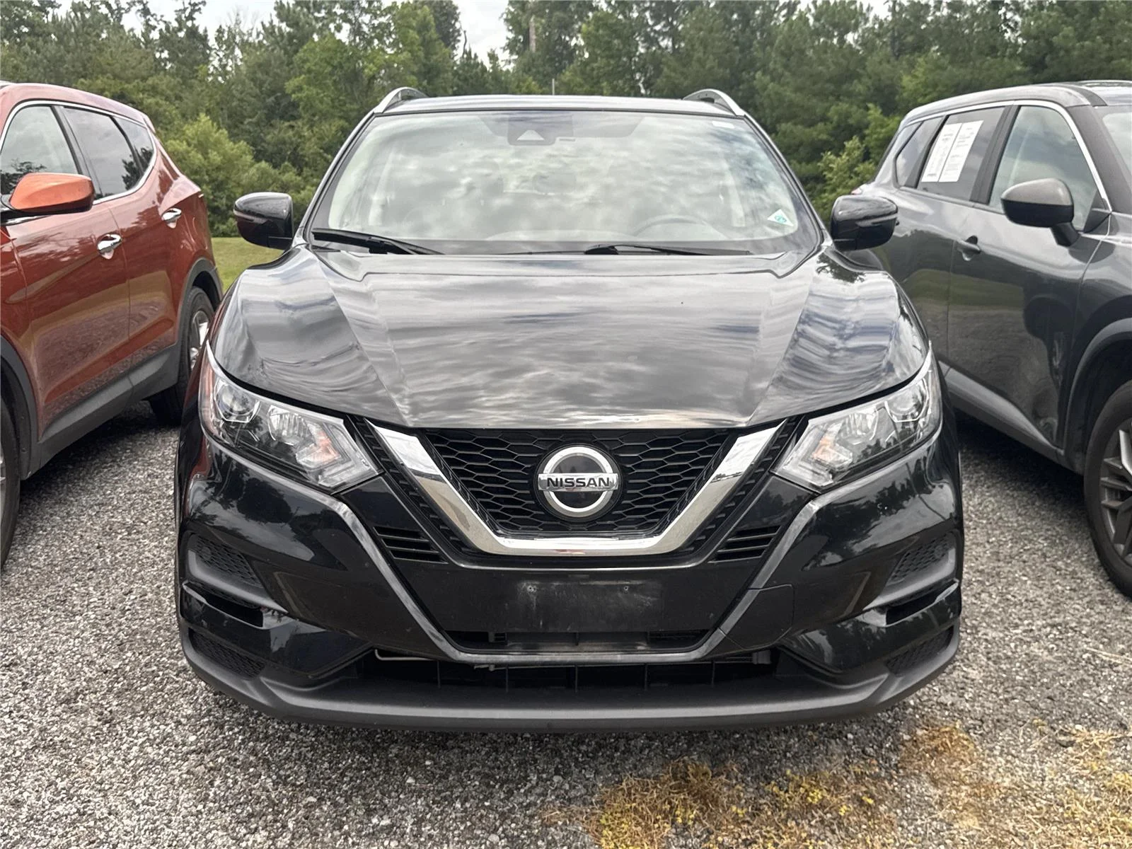 Used 2020 Magnetic Black Pearl Nissan S image 3