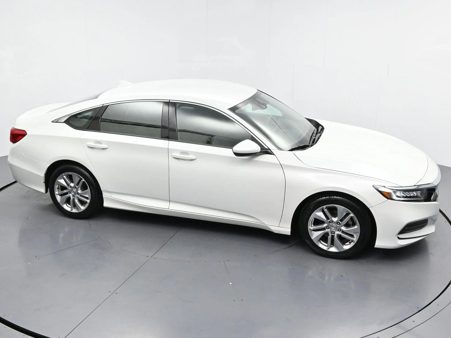 Used 2020 Platinum White Pearl Honda LX image 35