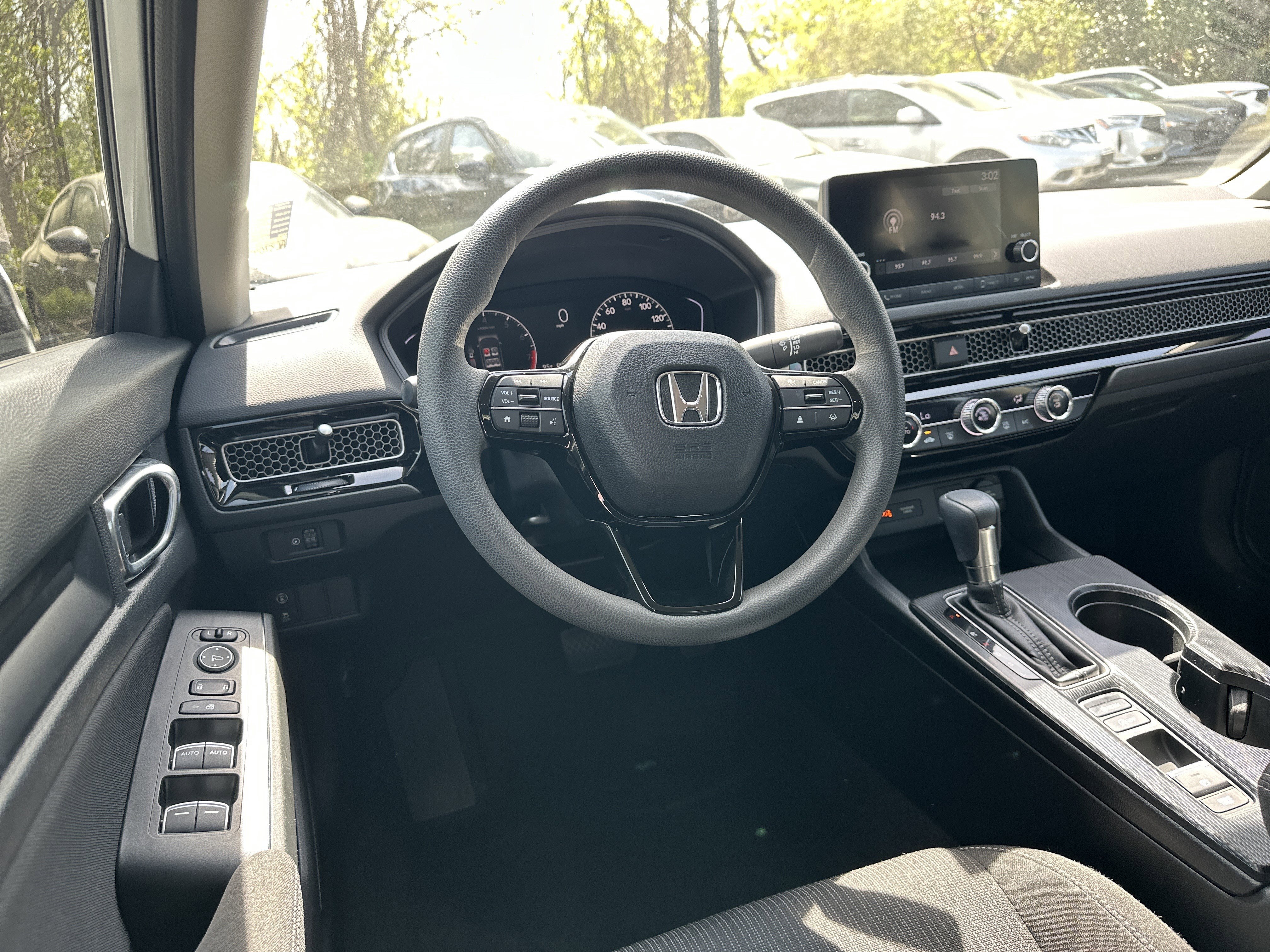 Used 2023 Platinum White Pearl Honda LX image 26