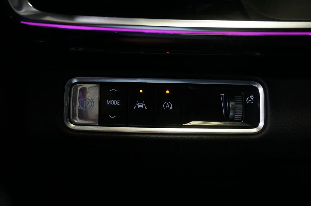 Used 2025 Purple Buick Preferred image 22