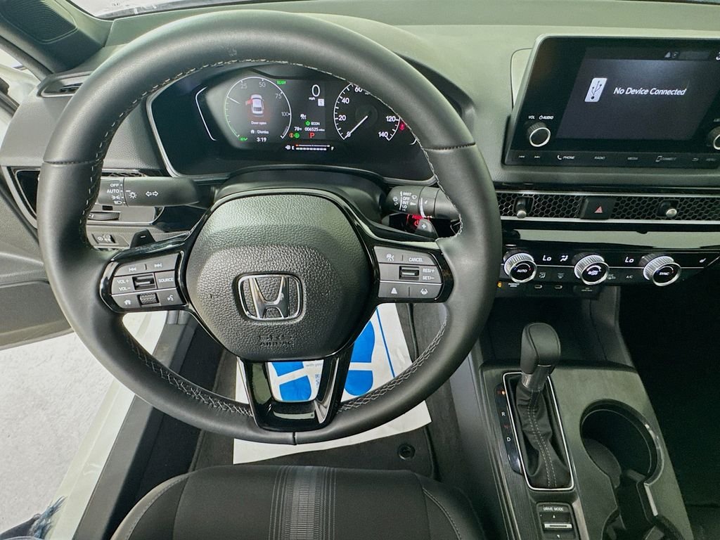 Certified Used 2026 Platinum Honda Sport image 14