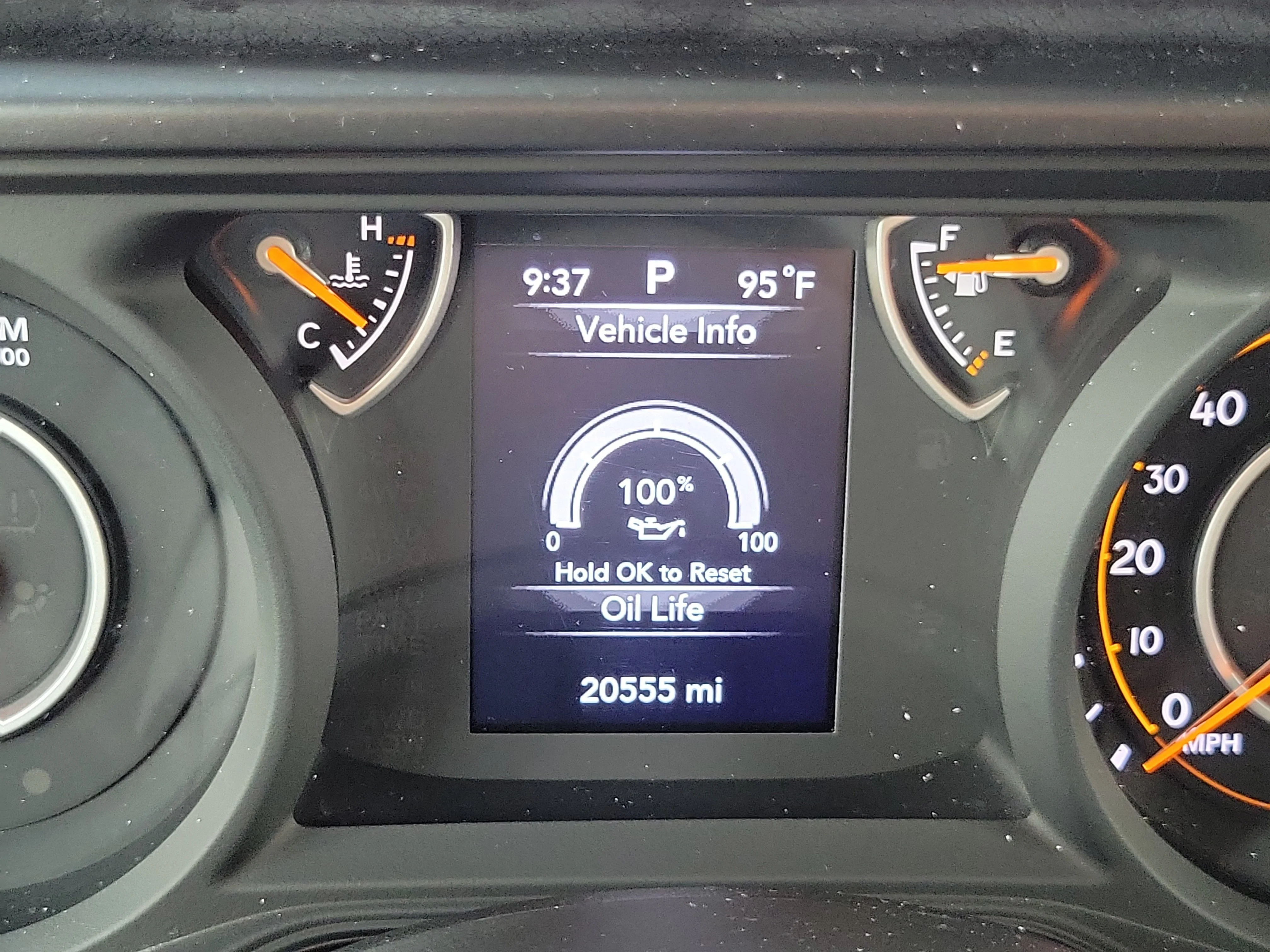 Used 2024 Granite Crystal Metallic Clearcoat Jeep Sport image 23