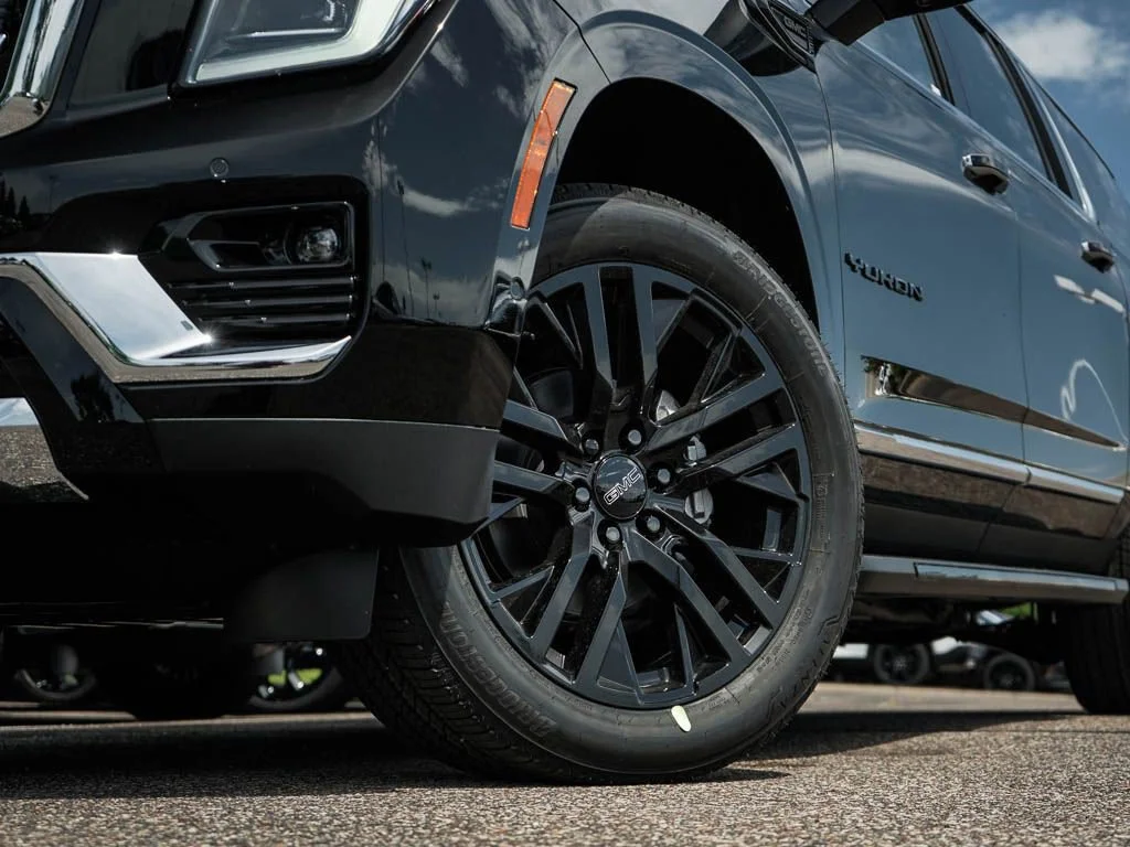 2026 GMC Yukon XL Elevation - Photo 6