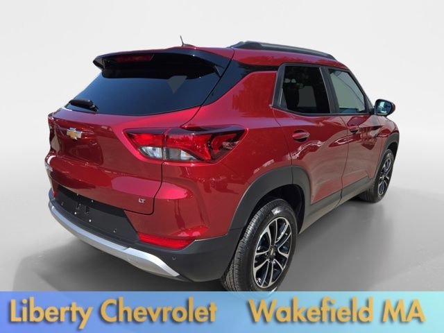 Used 2025 Crimson Metallic Chevrolet LT image 3