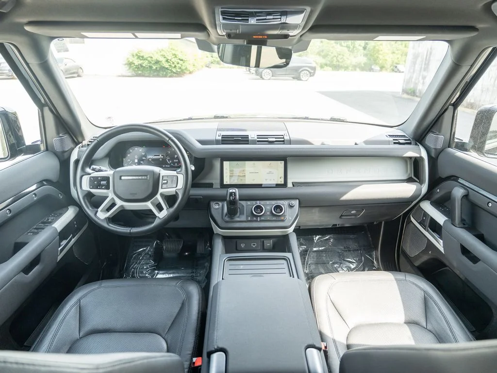 Certified Used 2023 Black Land Rover S image 18