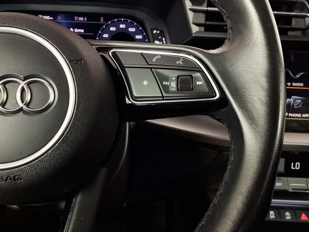 Used 2024  Audi 40 Premium image 21