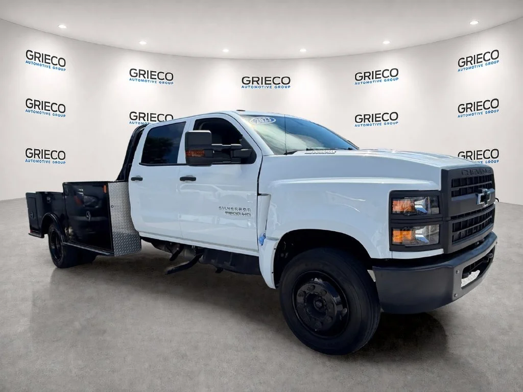 2023 Chevrolet Silverado 4500 Medium Duty Chassis Cab