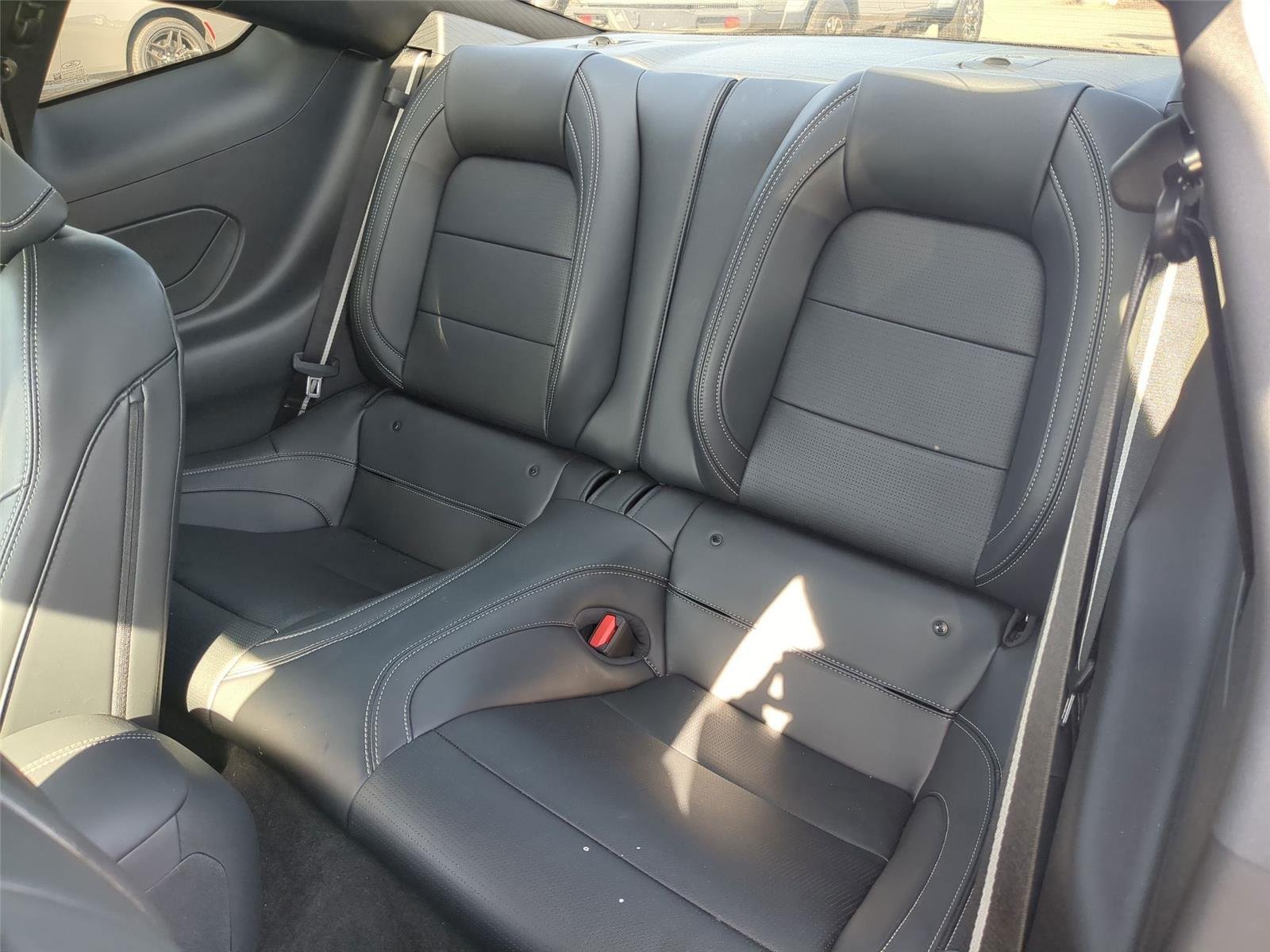 Used 2025 Shadow Black Ford GT Premium image 25