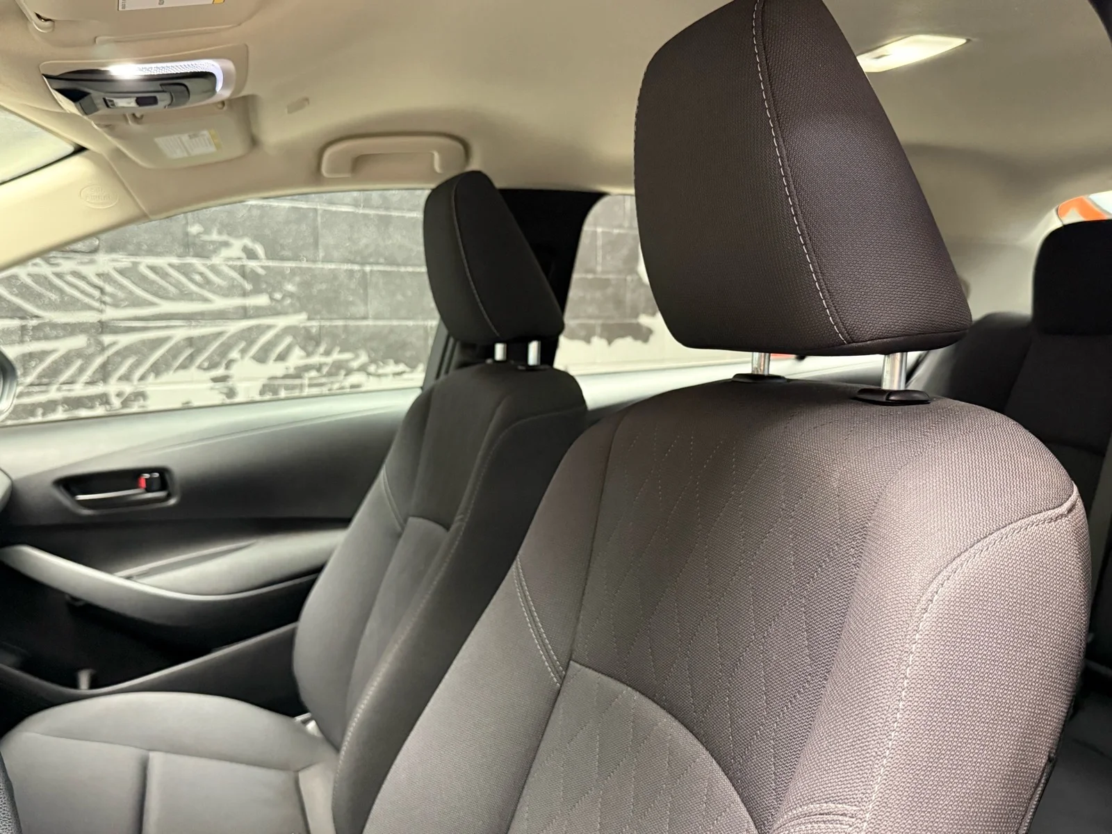 Used 2024 Midnight Black Metallic (218) Toyota LE image 10