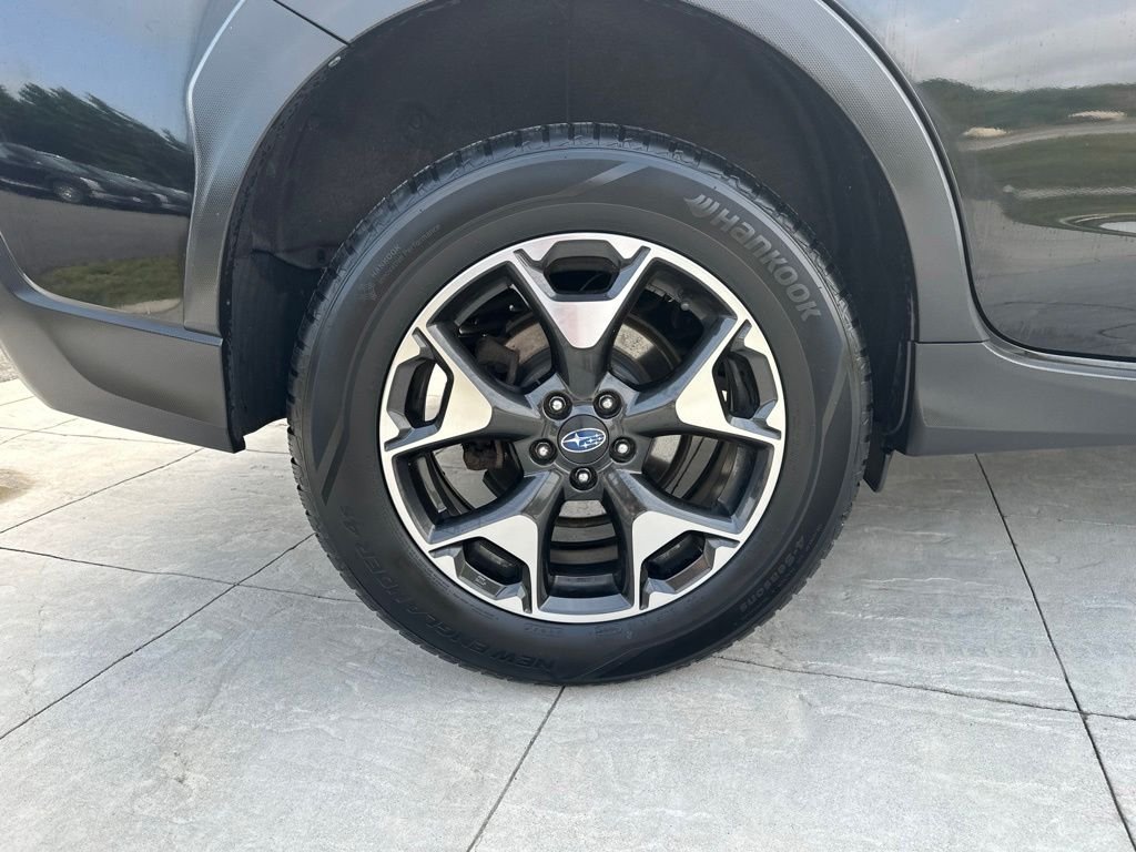 Used 2019 Black Subaru 2.0i Premium image 5