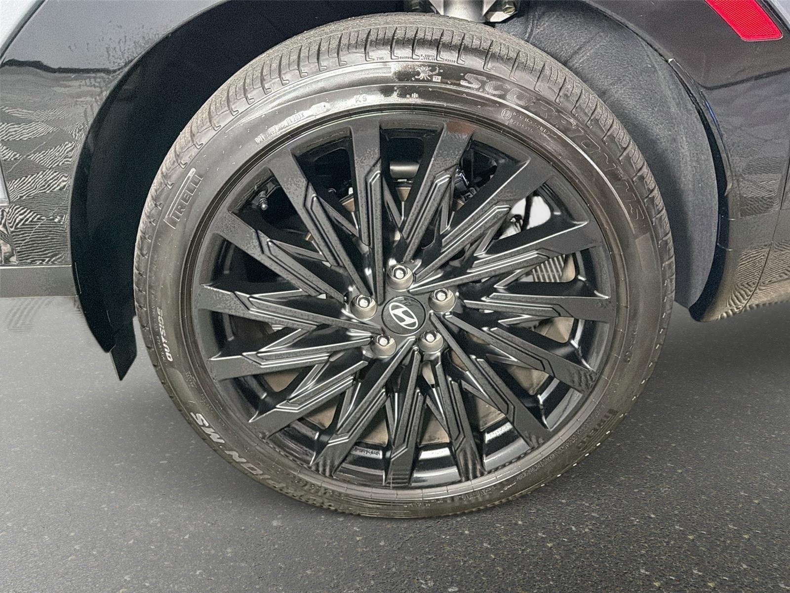 Used 2024 Ecotronic Gray Hyundai Calligraphy image 31