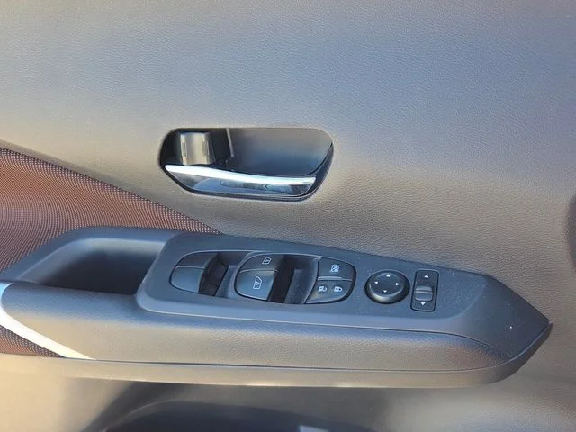 Used 2024 Gray Nissan SR image 28