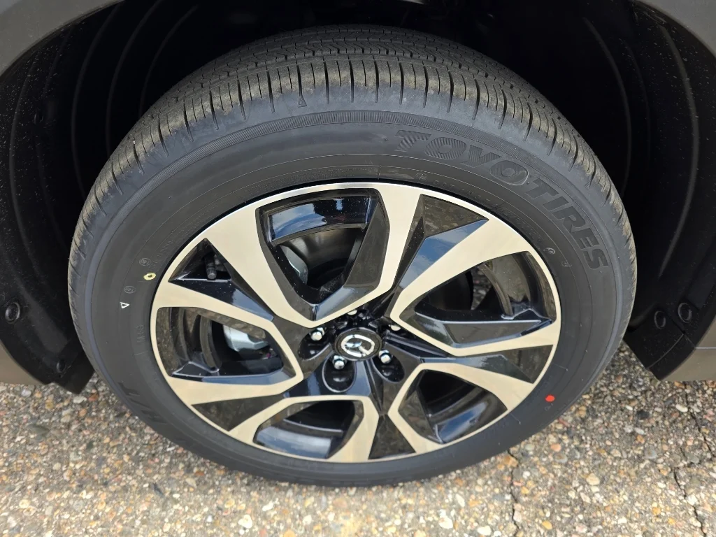 Used 2026 Aero Gray Metallic Mazda Preferred image 9