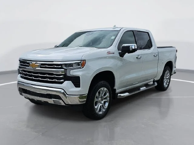 Used 2024 White Chevrolet LTZ image 7