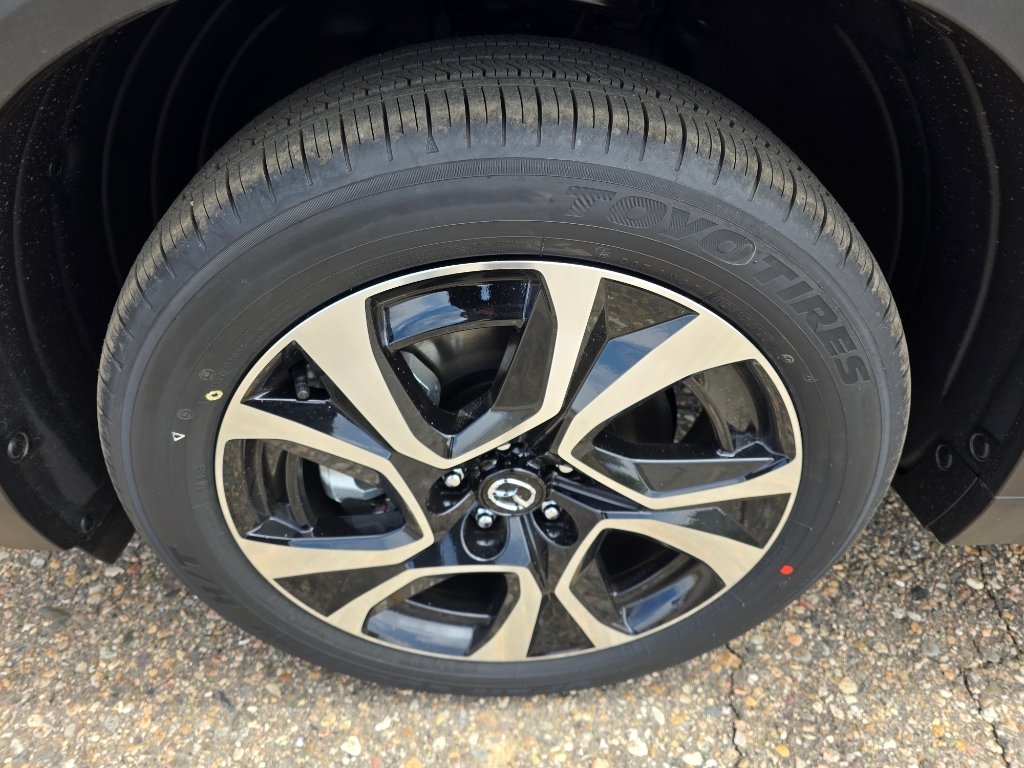 Used 2026 Aero Gray Metallic Mazda Preferred image 9