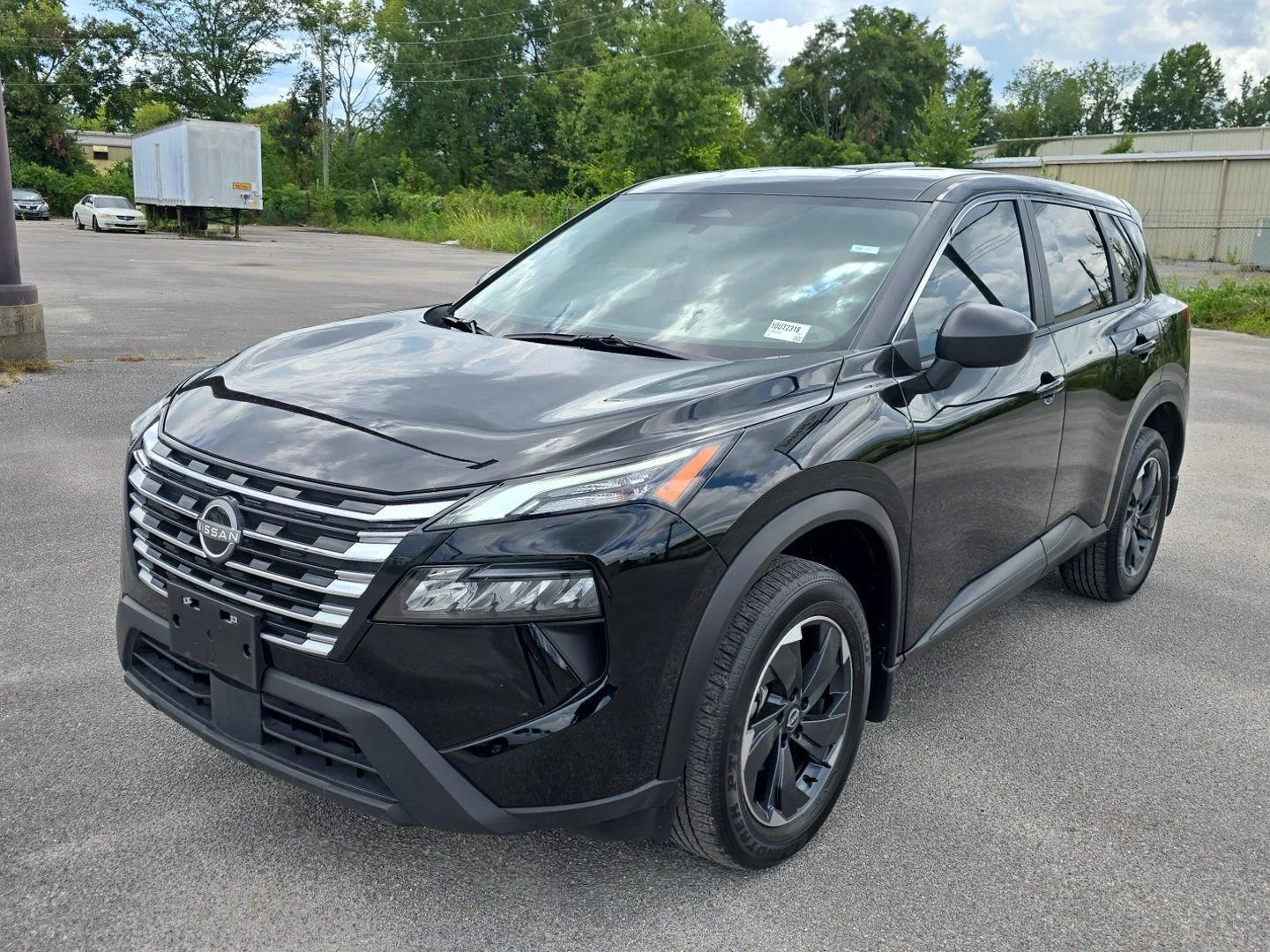 Used 2025 Super Black Nissan SV image 10