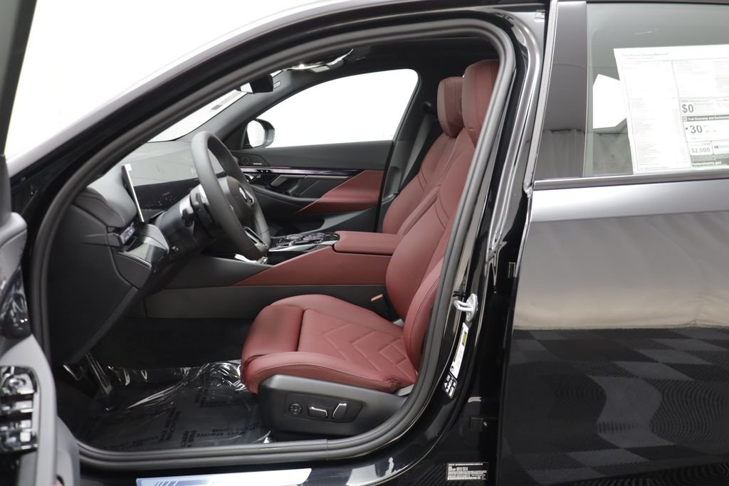 New 2027 Black Sapphire Metallic BMW 530i xDrive image 6