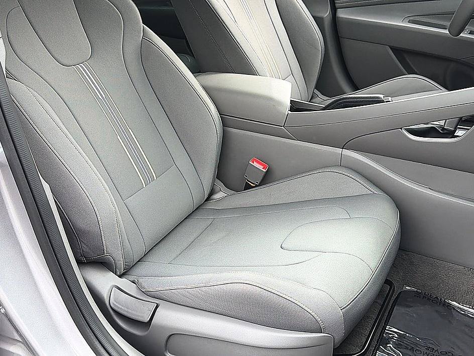 Used 2026 Fluid Metal Hyundai SEL Sport image 19