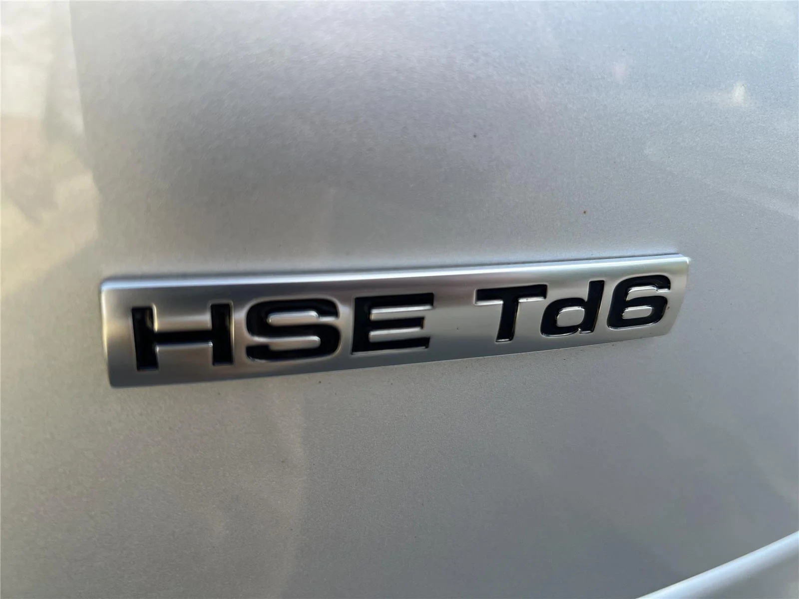 Used 2016 Indus Silver Land Rover Diesel HSE image 34