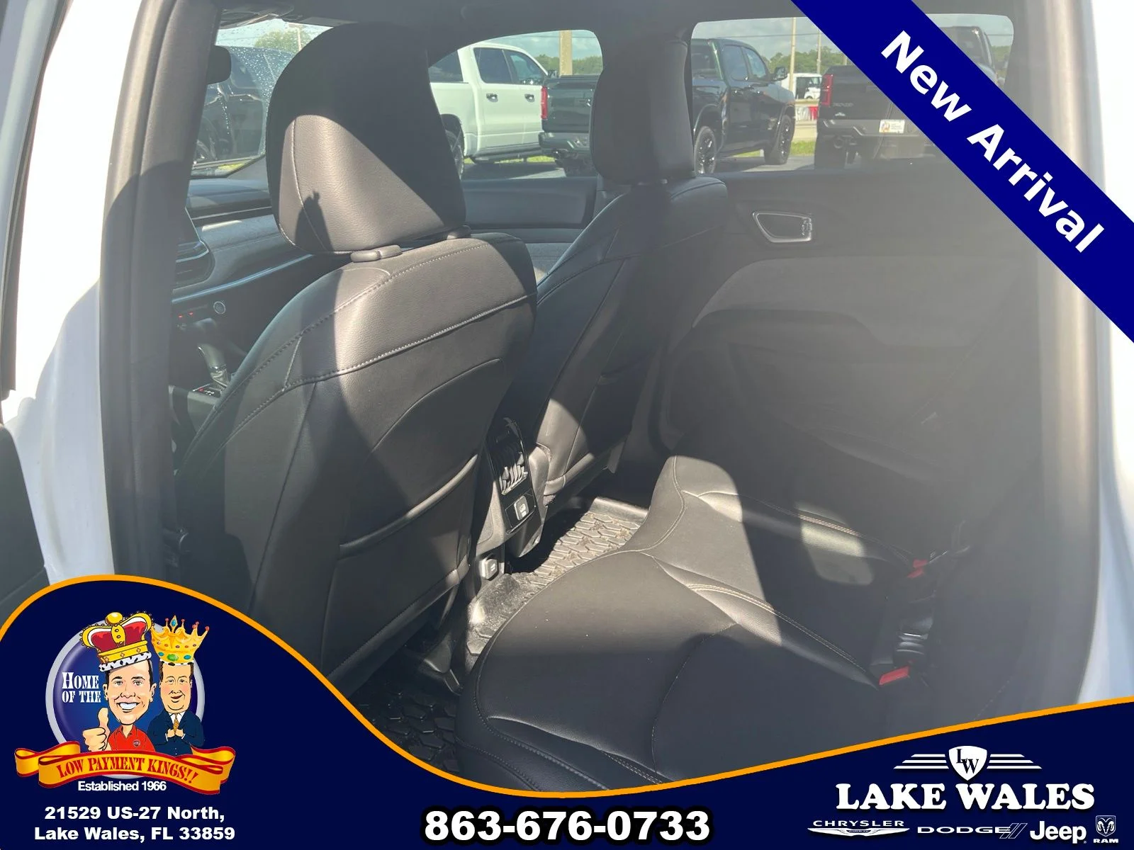 Used 2023 White Jeep Latitude Lux image 20