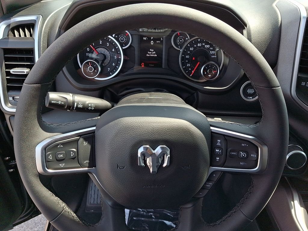 New 2026 Diamond Black Crystal Pearlcoat RAM Big Horn/Lone Star image 13