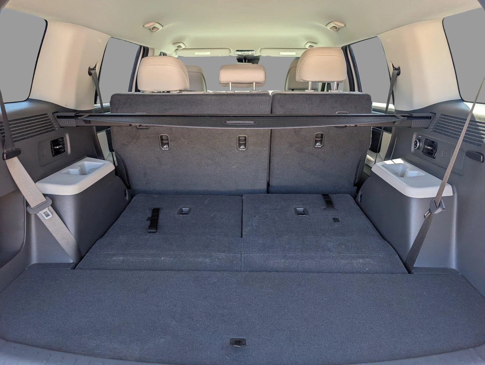 Used 2024 Serenity White Hyundai SEL image 5