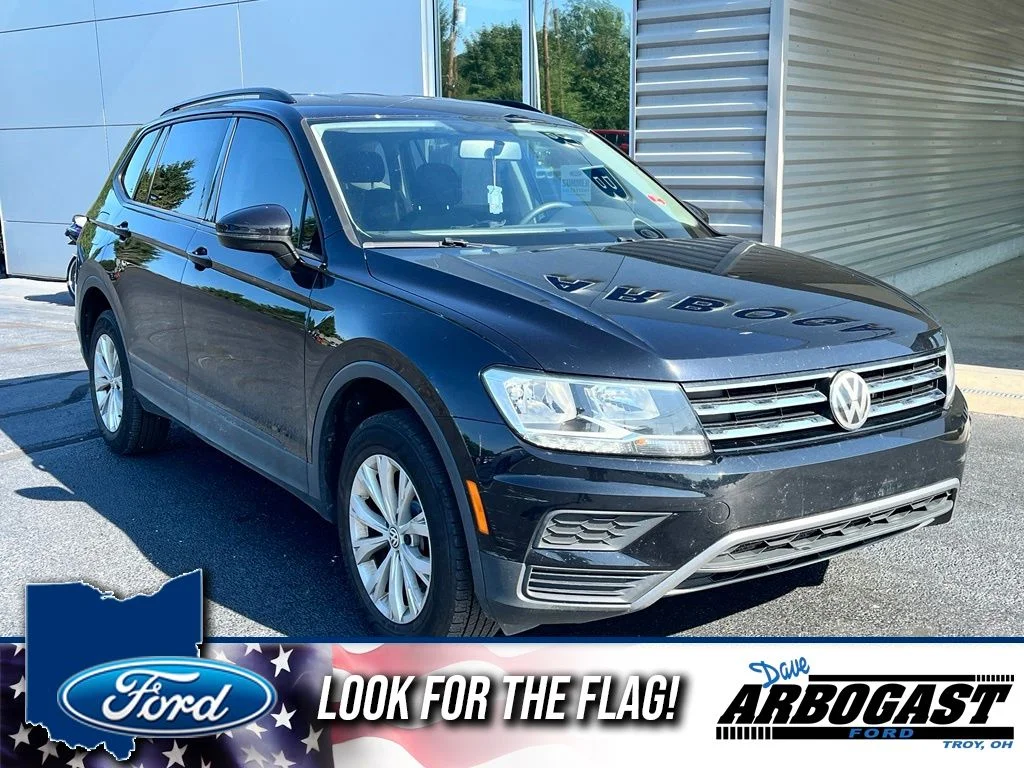 Used 2020 Black Volkswagen 2.0T S image 1
