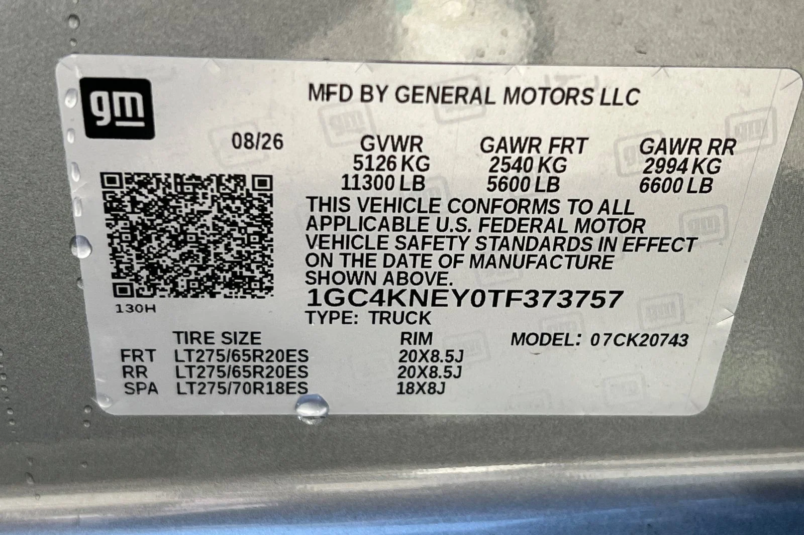New 2026 Sterling Gray Metallic Chevrolet LT image 27