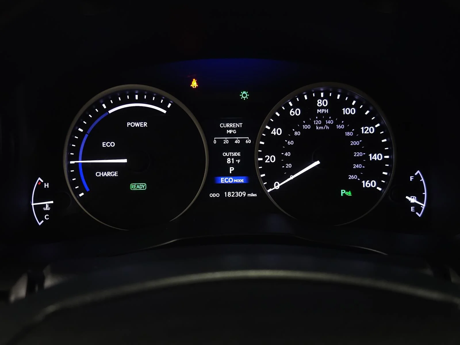 Used 2014 White Lexus  image 19