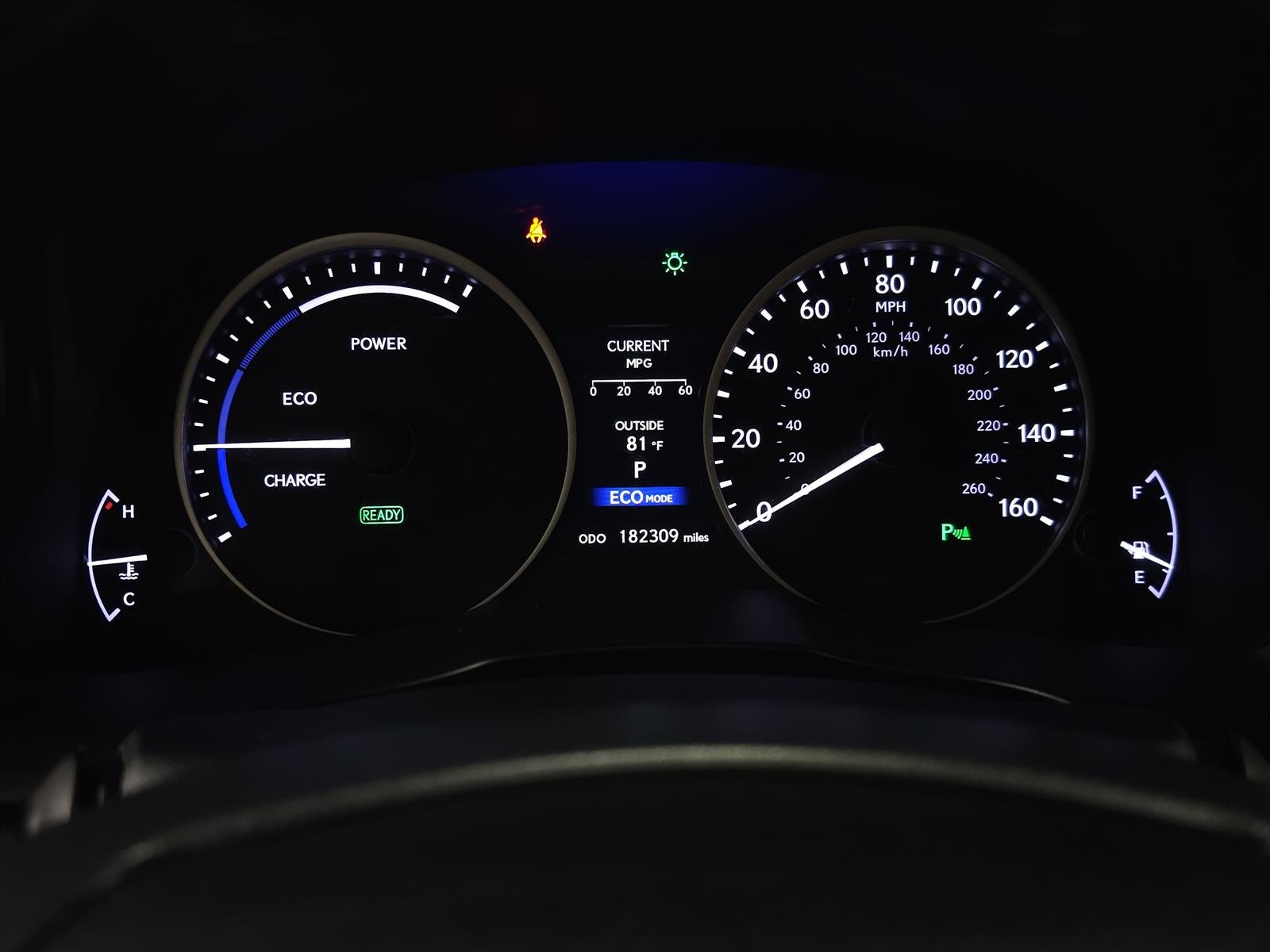 Used 2014 White Lexus  image 19