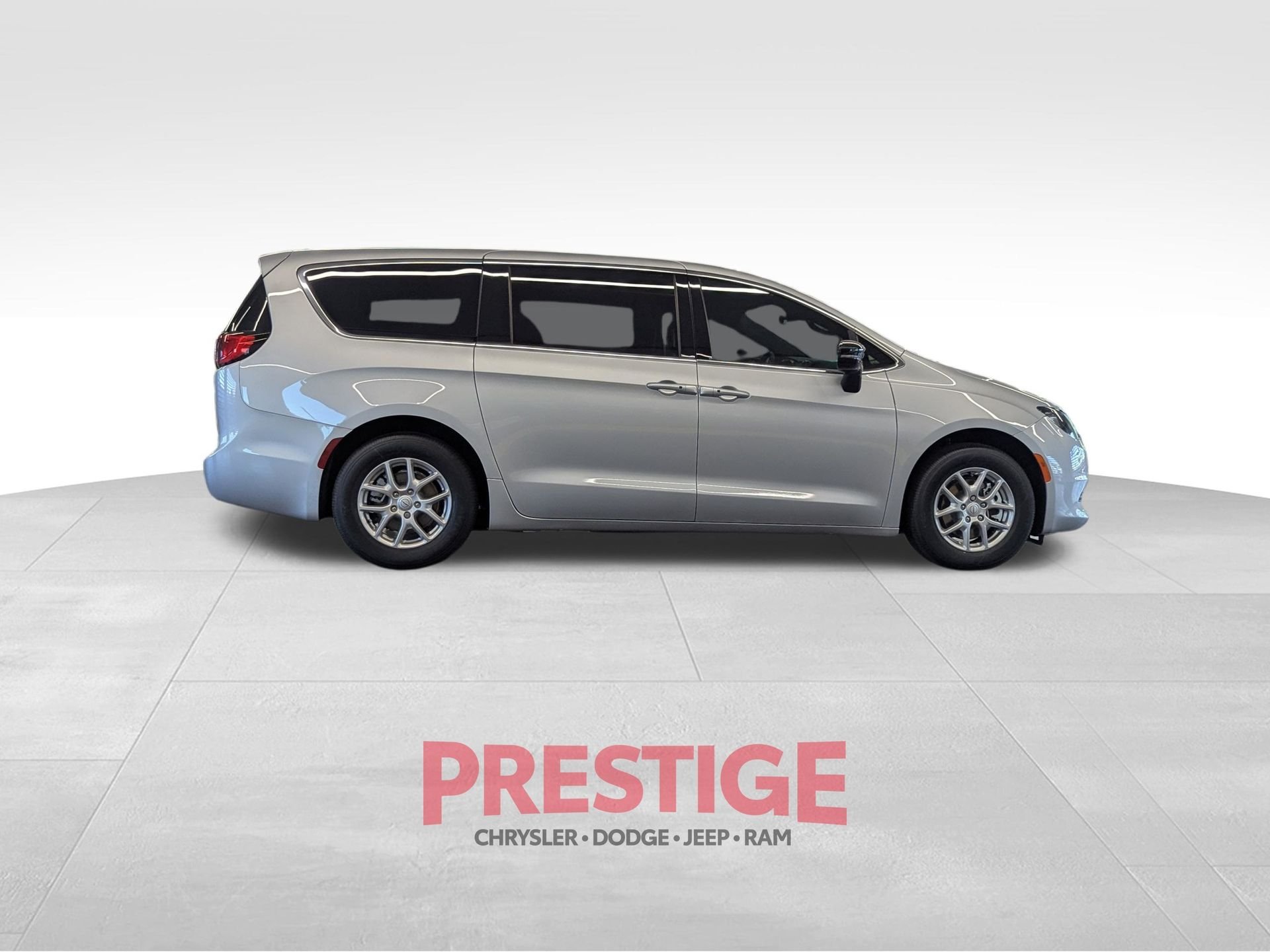 New 2026 Silver Mist Clear-Coat Exterior Paint Chrysler LX image 4