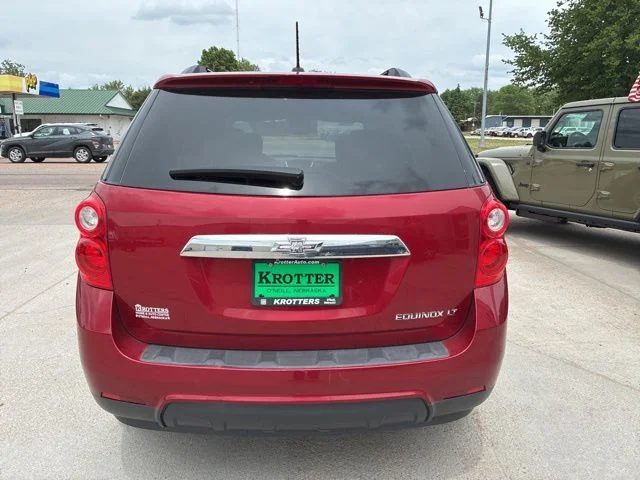 Used 2015 Red Chevrolet LT image 6