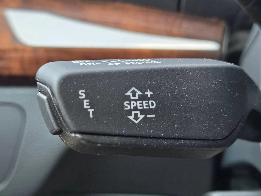 Used 2018  Audi Premium image 16