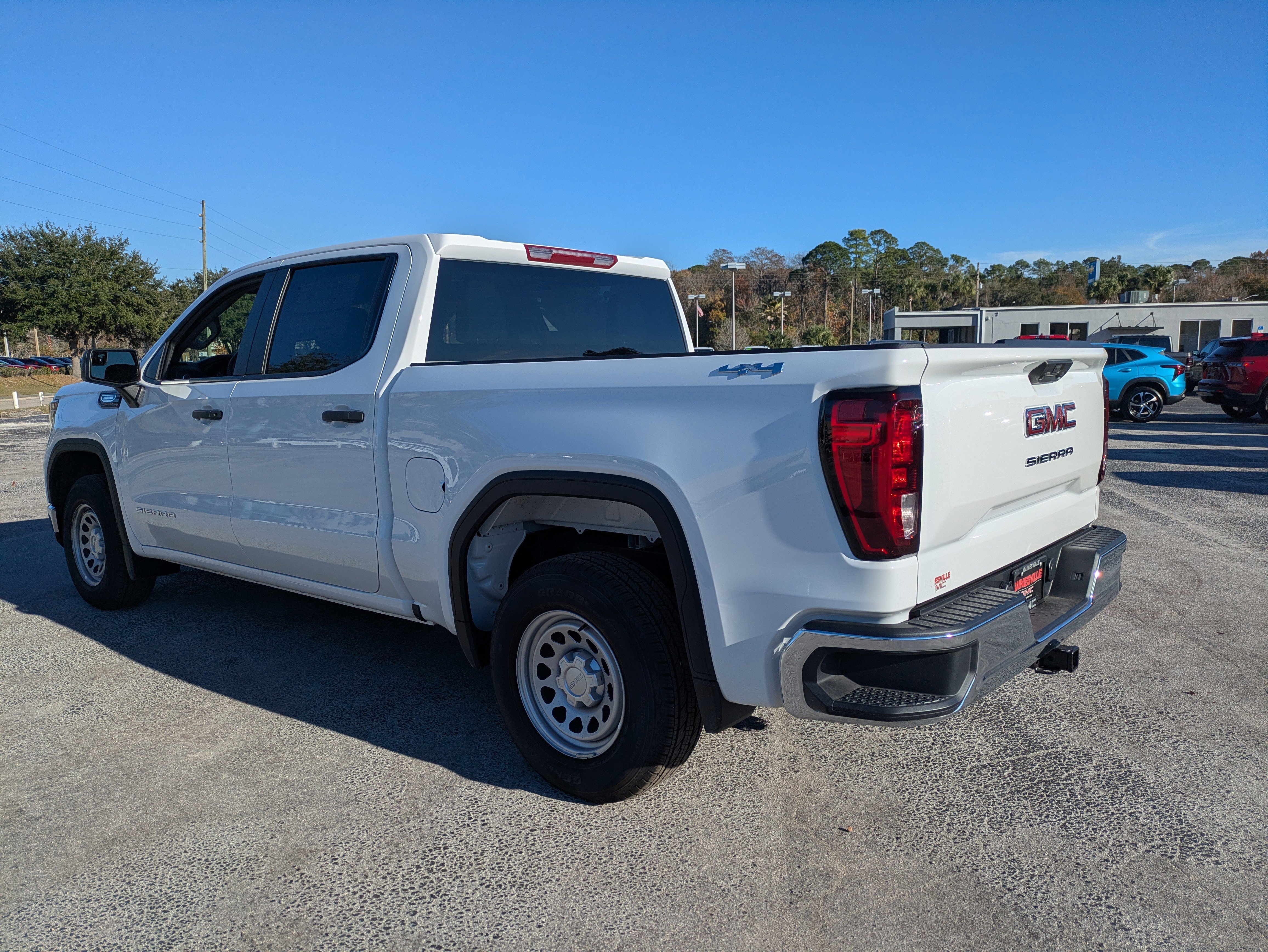 2026 GMC Sierra 1500 Pro - Photo 13