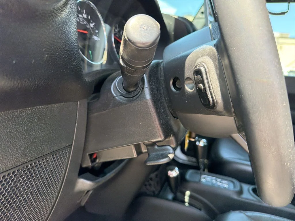 Used 2014 White Jeep Unlimited Sahara image 46