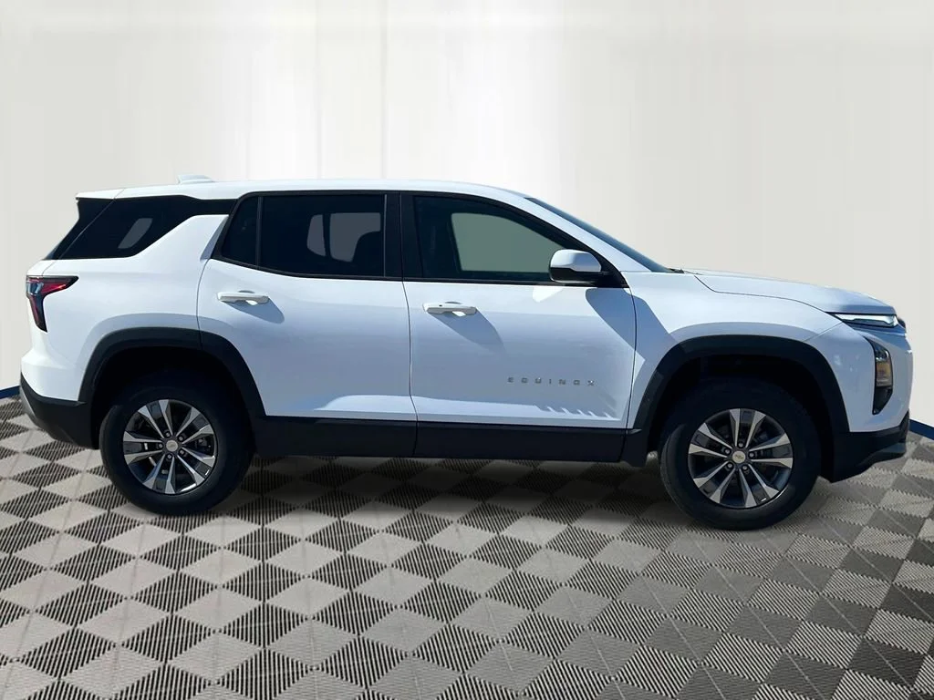 New 2026 Summit White Chevrolet LT image 6