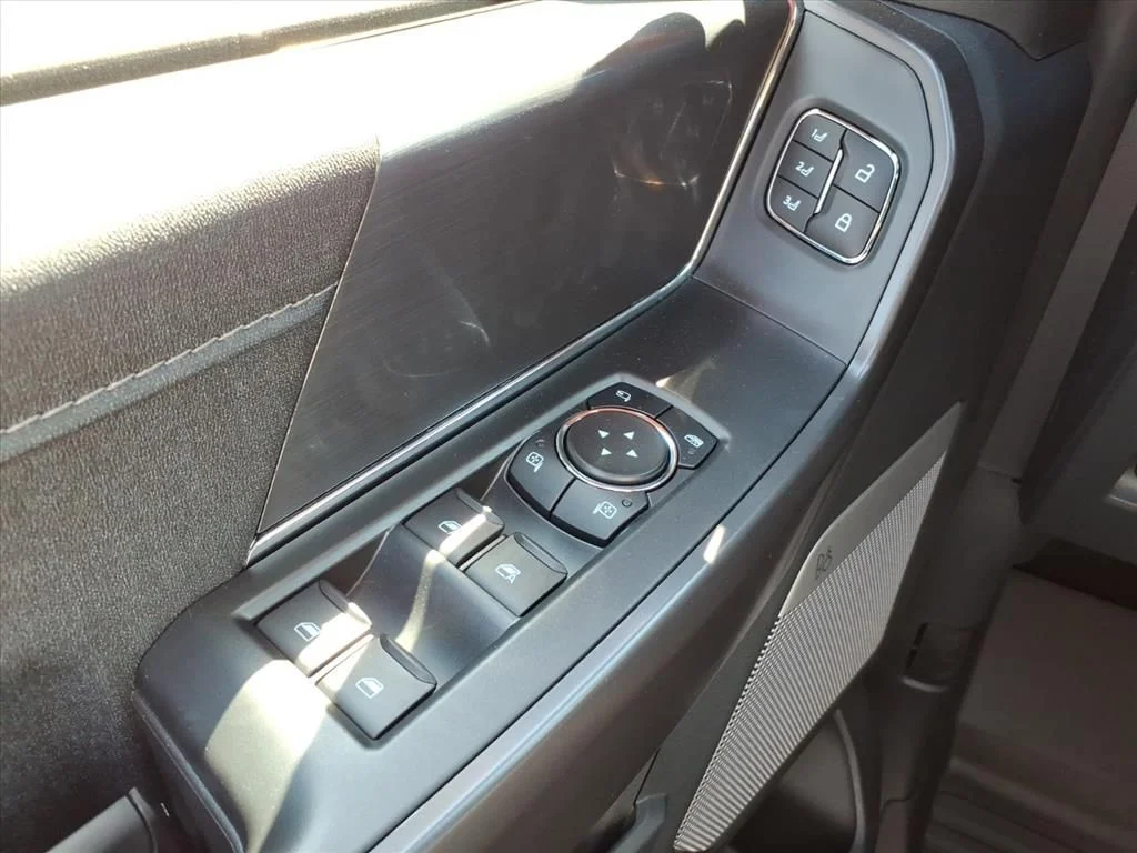 New 2026 Agate Black Metallic Ford Lariat® image 17