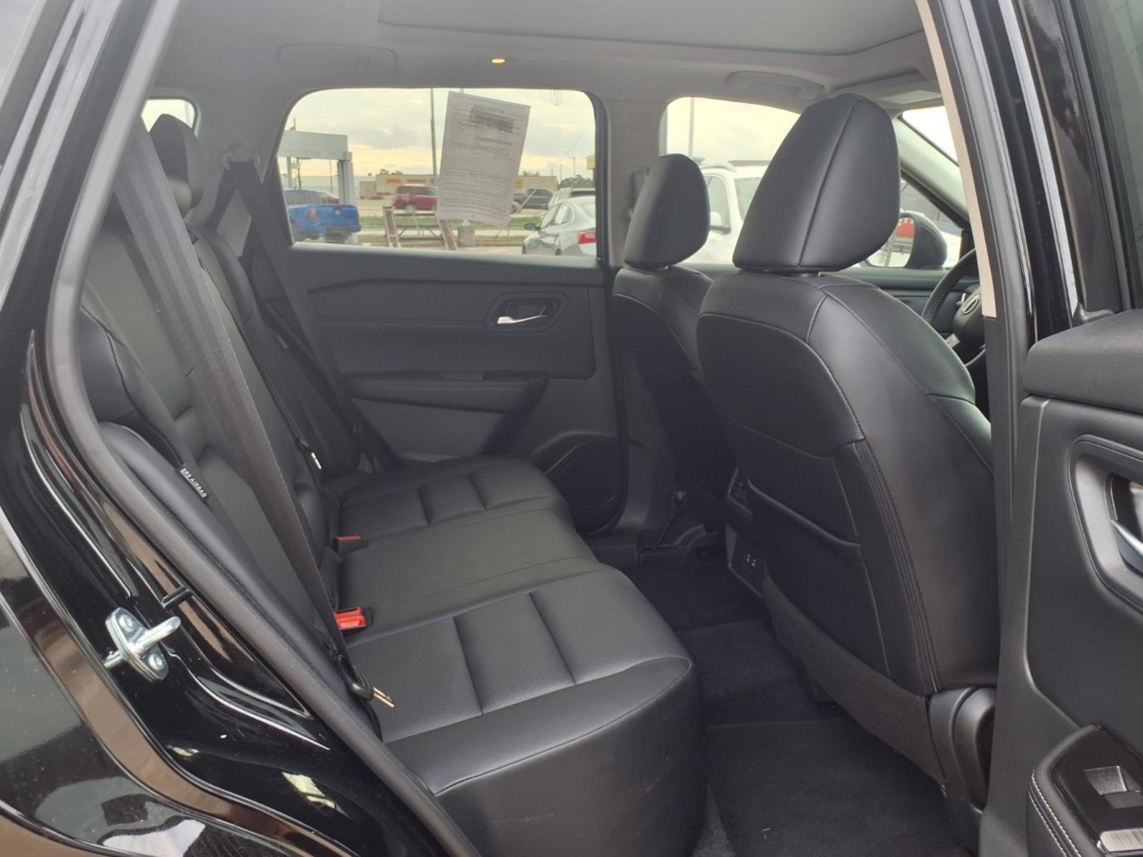 Certified Used 2026 Super Black Nissan Dark Armor image 14