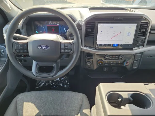 New 2026 Carbonized Gray Metallic Ford XLT image 14
