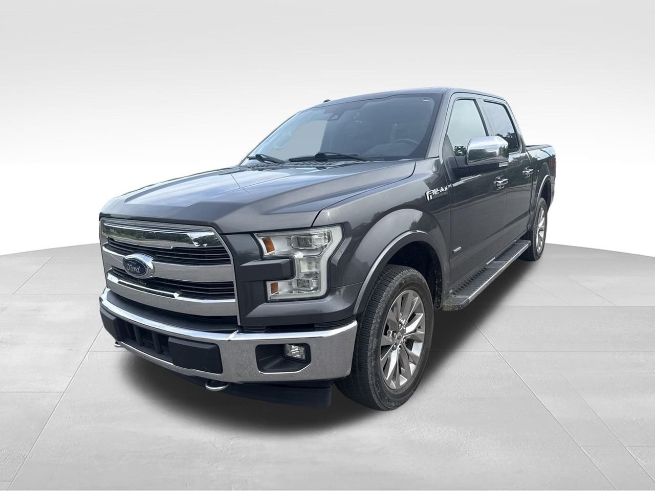 Used 2017 Gray Ford Lariat image 1