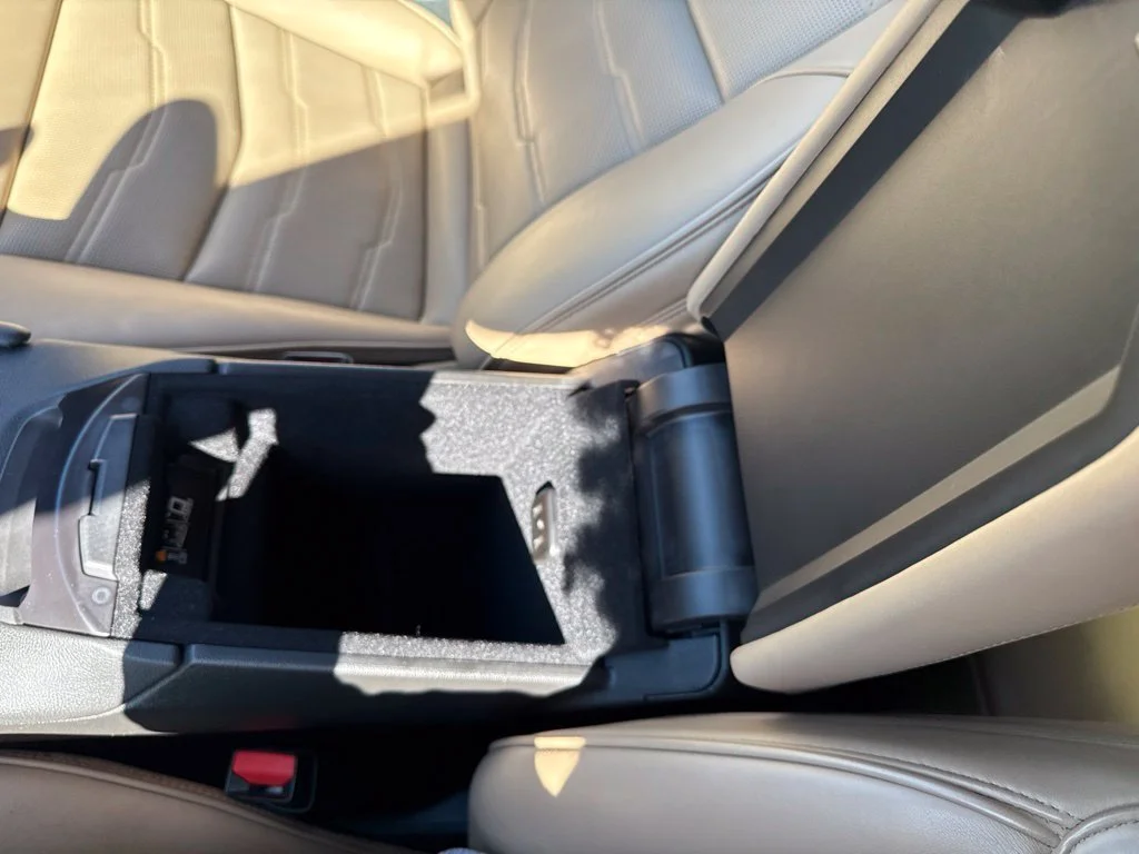 Used 2019 Black Cadillac Platinum AWD image 26