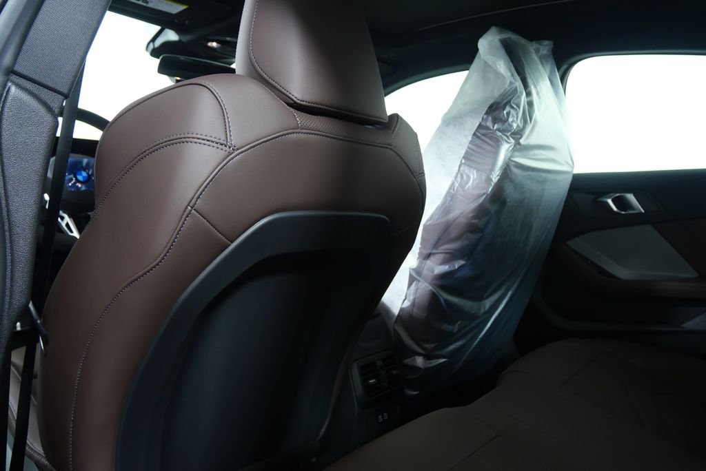 2025 BMW 2 Series M235 - Photo 16